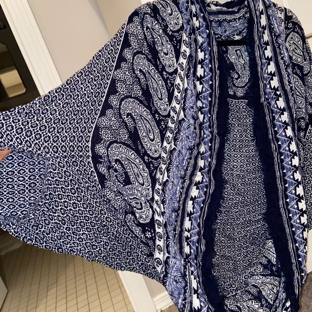 Lightweight summer shawl. Paisley navy print